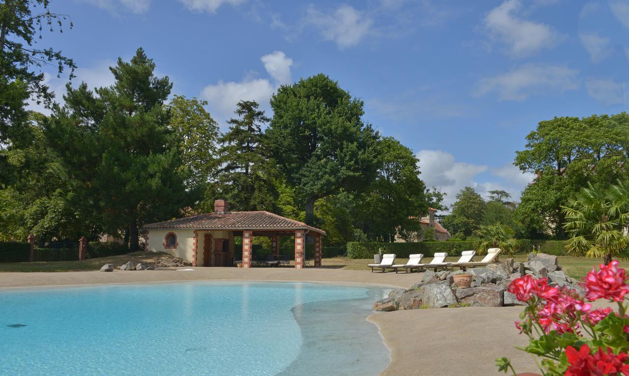 B&B Domaine De La Corbe Bournezeau Bagian luar foto