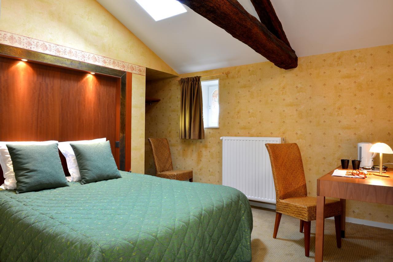B&B Domaine De La Corbe Bournezeau Bagian luar foto