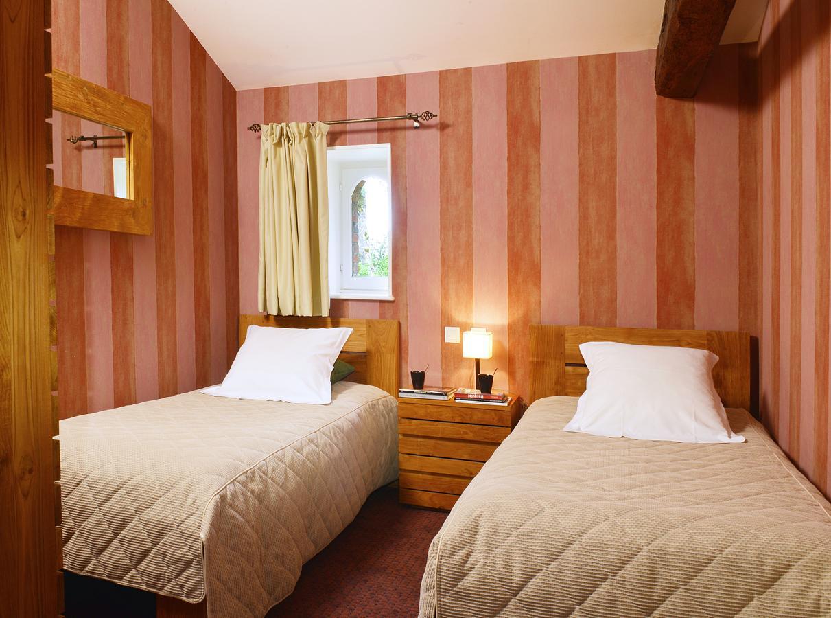 B&B Domaine De La Corbe Bournezeau Bagian luar foto