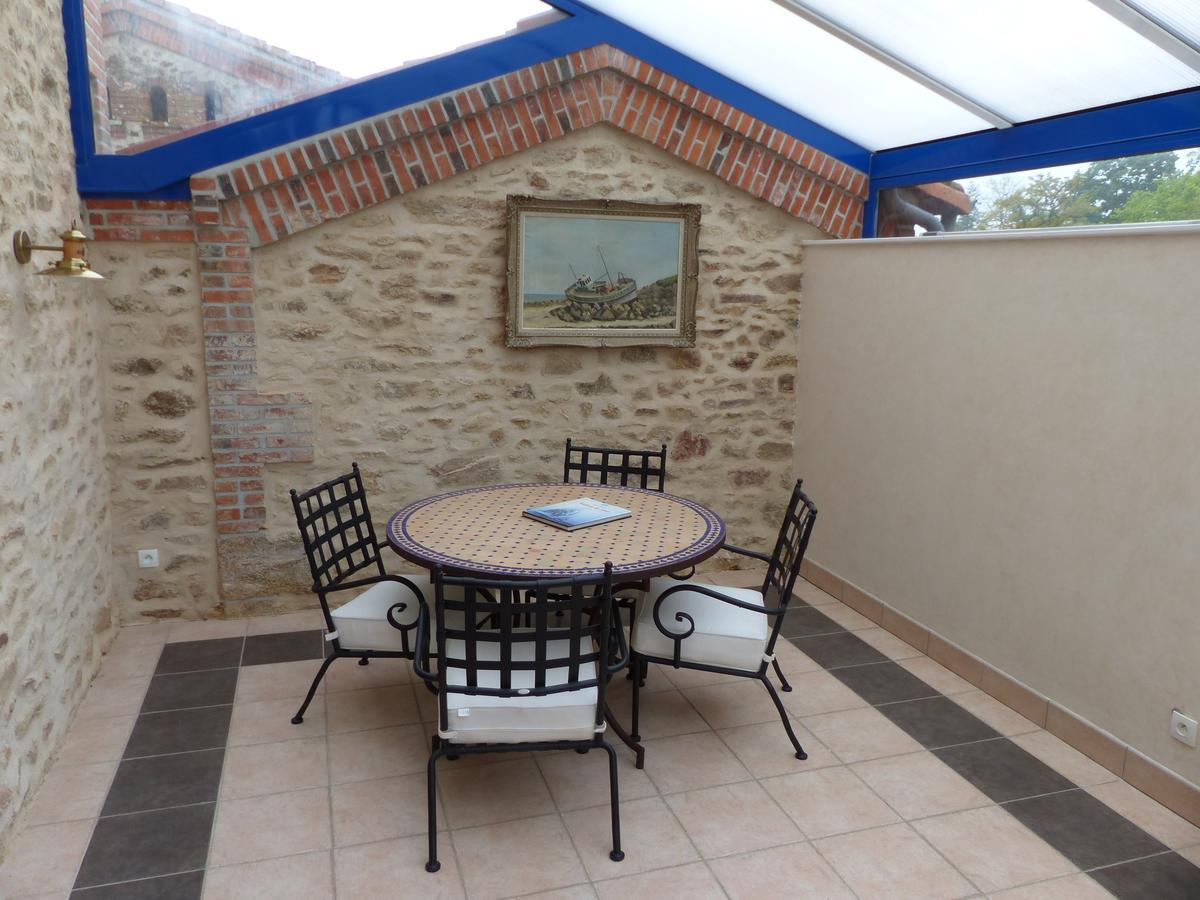 B&B Domaine De La Corbe Bournezeau Bagian luar foto