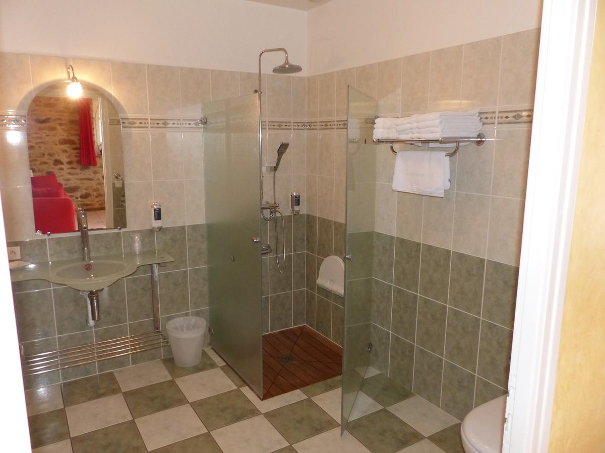 B&B Domaine De La Corbe Bournezeau Bagian luar foto