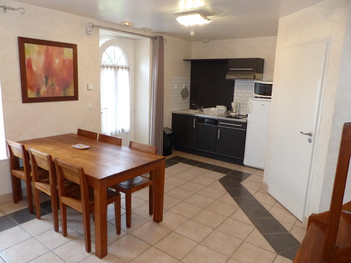 B&B Domaine De La Corbe Bournezeau Bagian luar foto